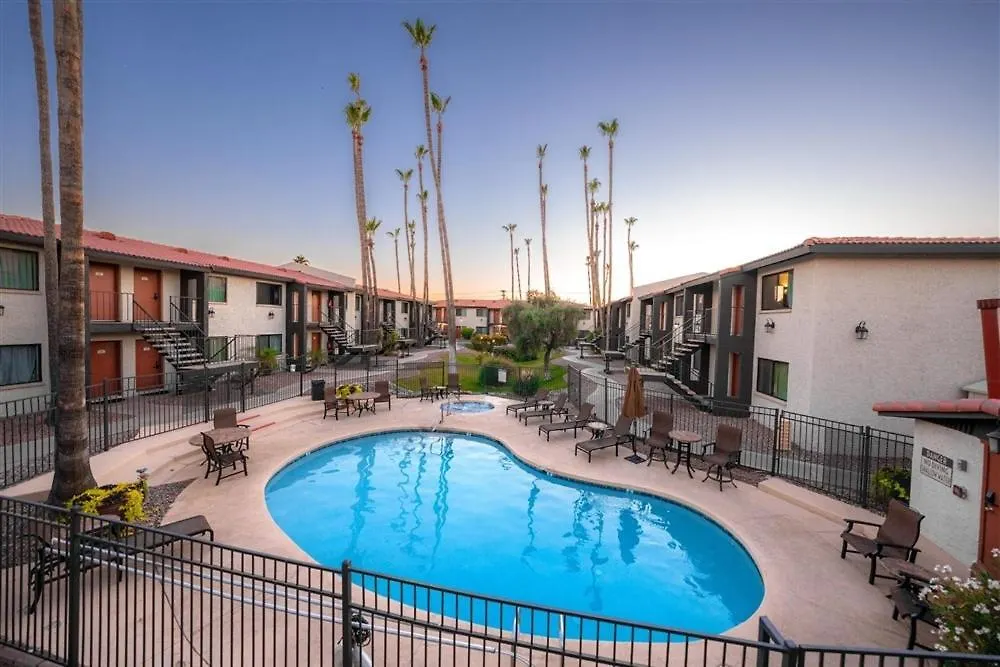 127 Fully Furnished 1Br Suite-Prime Location スコッツデール アパート
